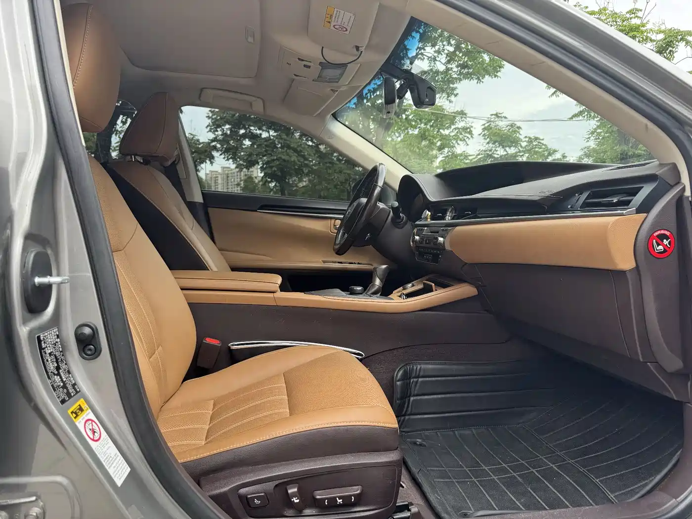 Lexus ES 2015 200 Elite Edition фото 8
