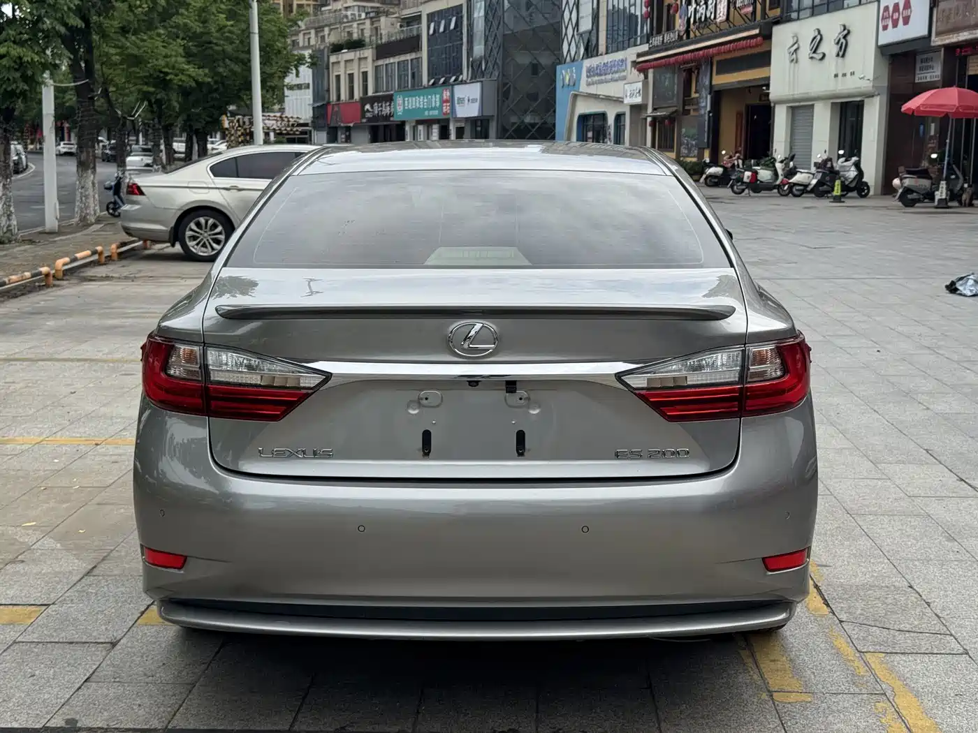Lexus ES 2015 200 Elite Edition фото 14