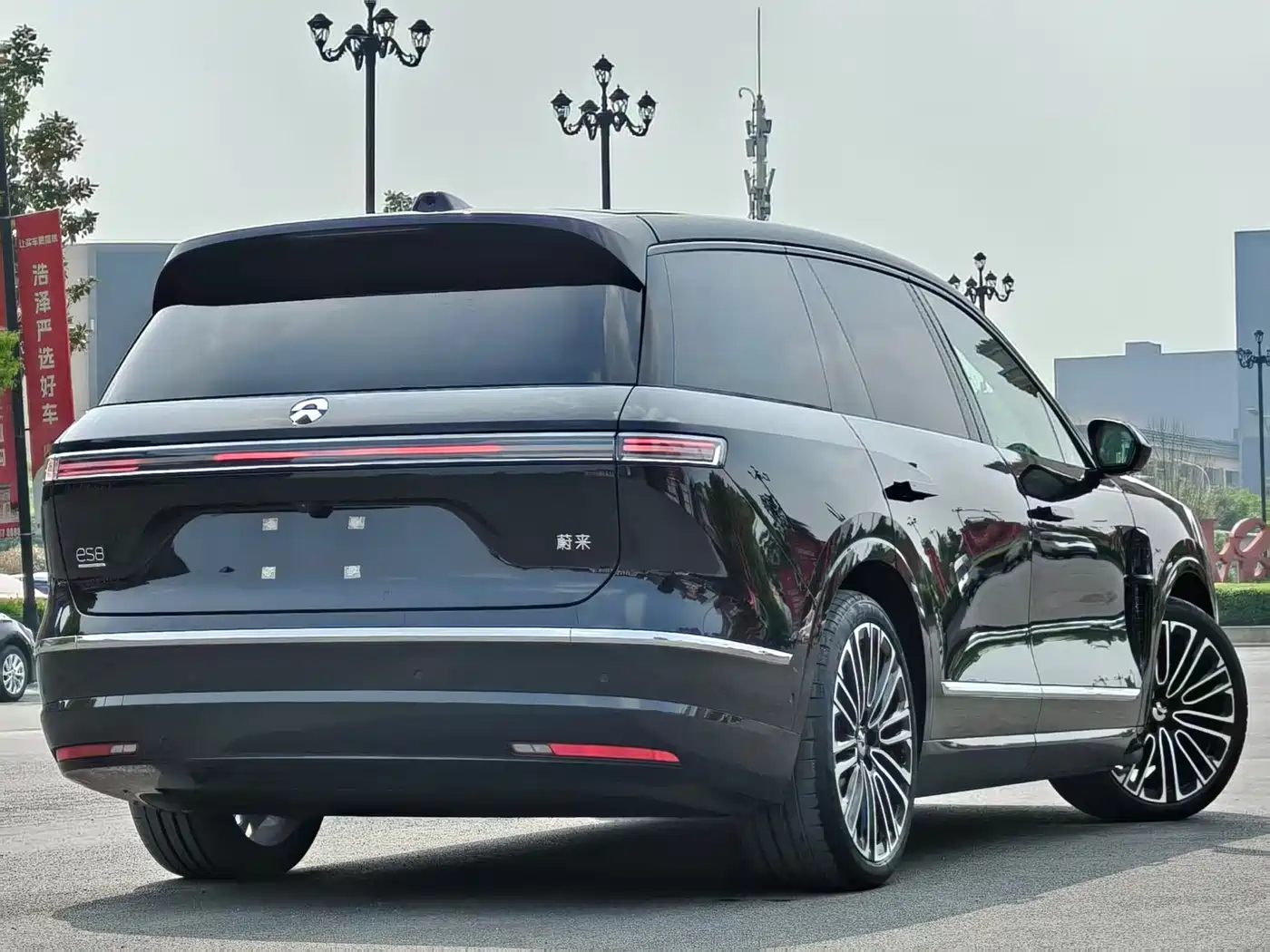 NIO NIO ES8