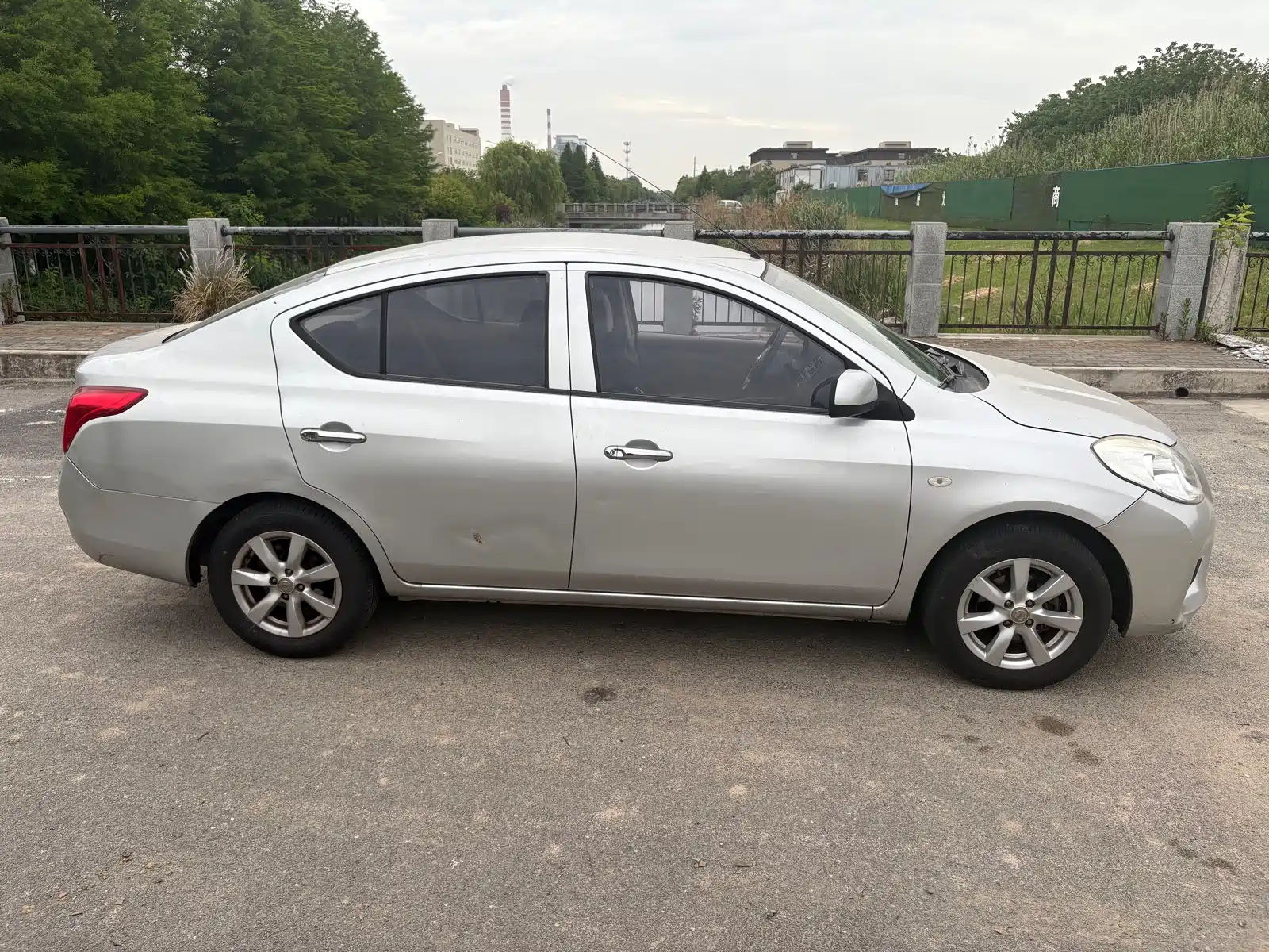 Фото 4 - Nissan Sunny
