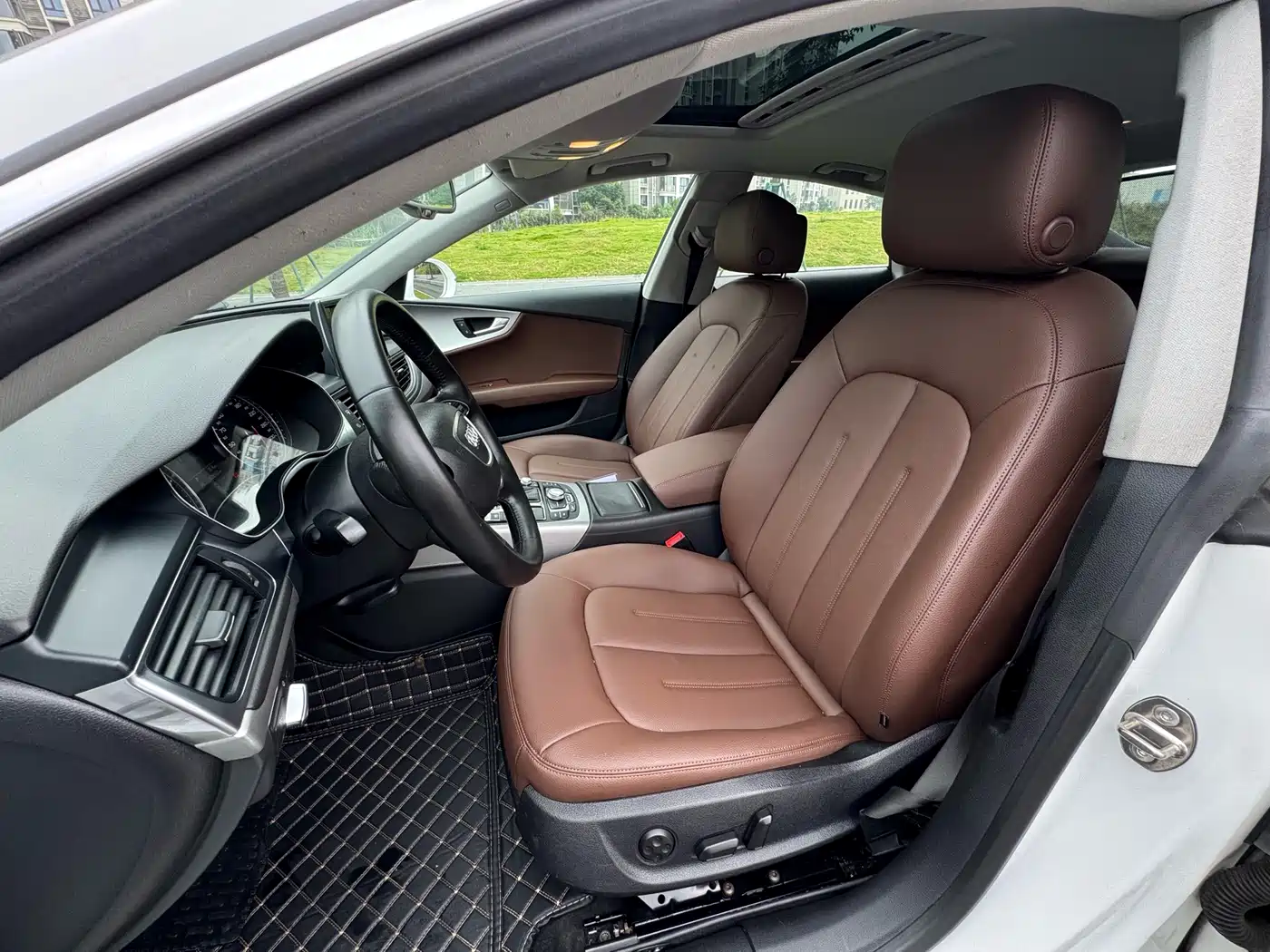 Audi A7 2014 35 FSI quattro Technology Edition фото 5