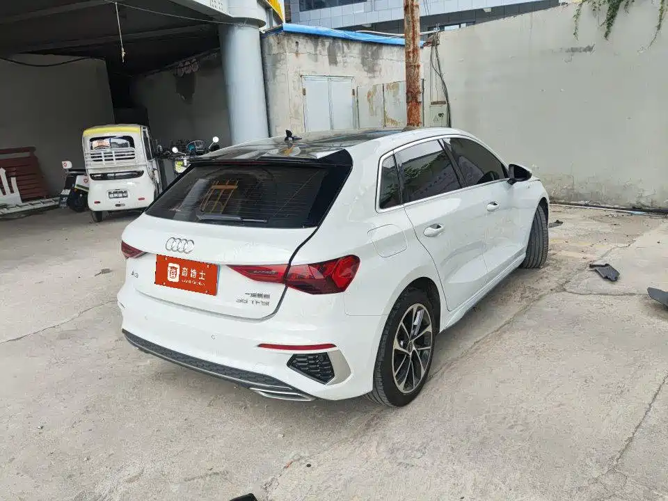 AUDI A3