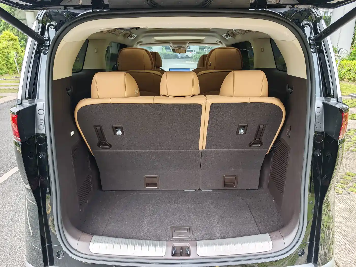 Denza D9 2026 2024 EV 620 Premium