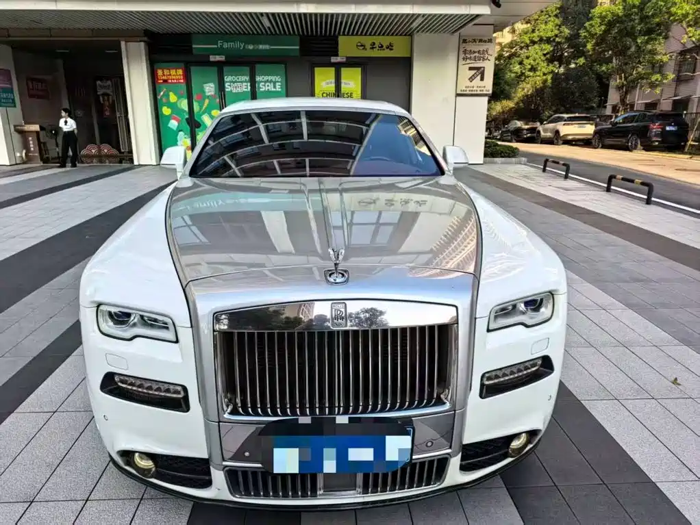 Фото 2 - Rolls-Royce Ghost