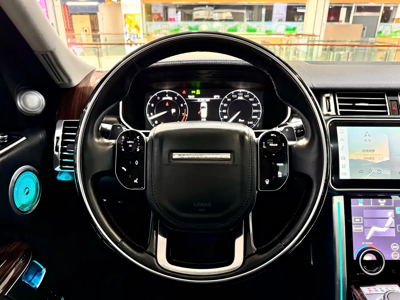 Land Rover Range Rover 2014 3.0 SC V6 Vogue SE фото 19