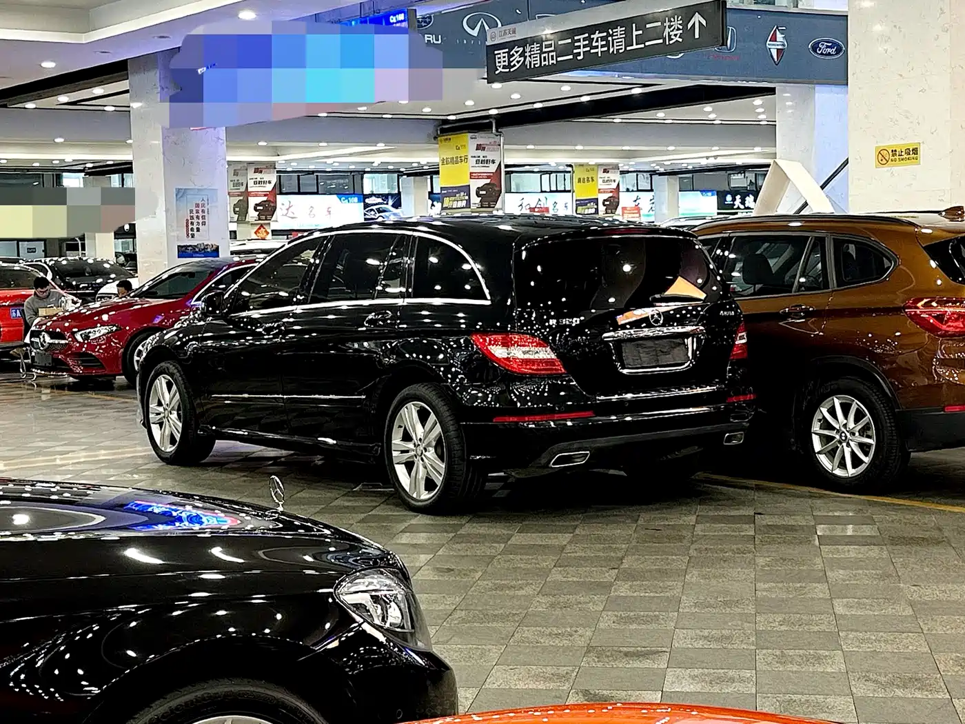 Mercedes-Benz R-Class 2017 R 320 4MATIC Luxury Collector's Edition фото 4