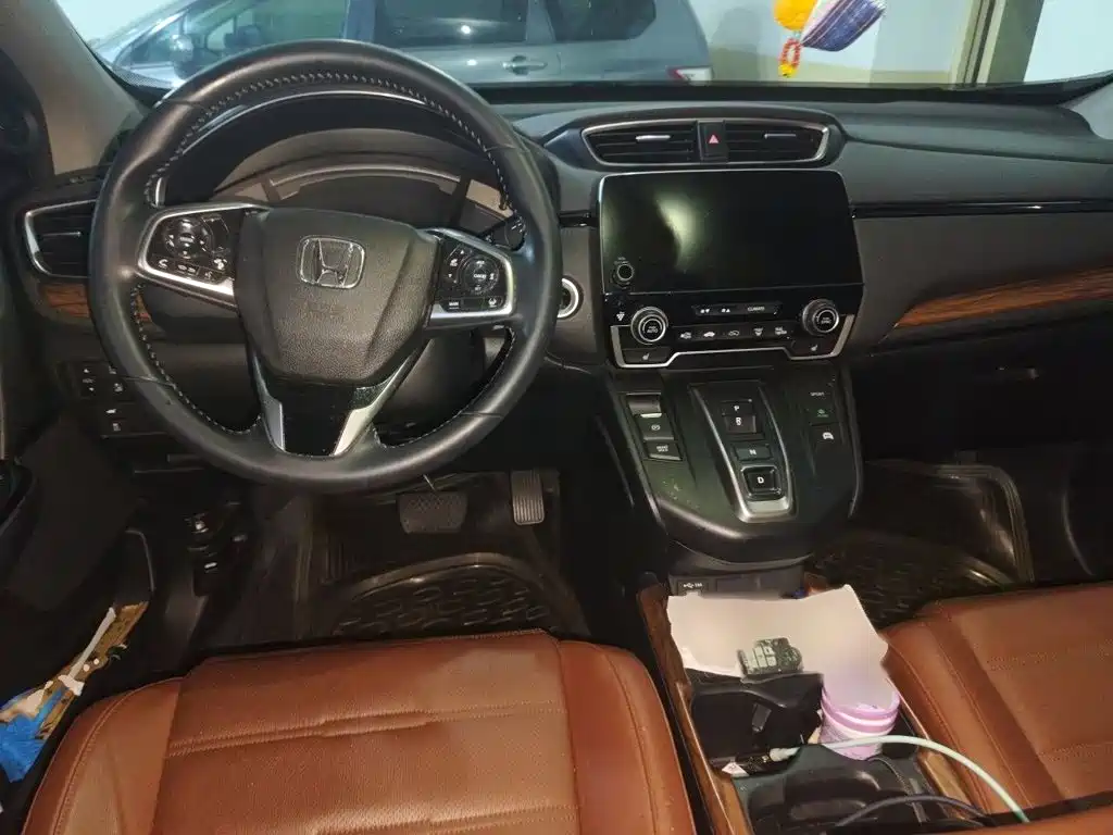 Фото 13 - Honda CR-V