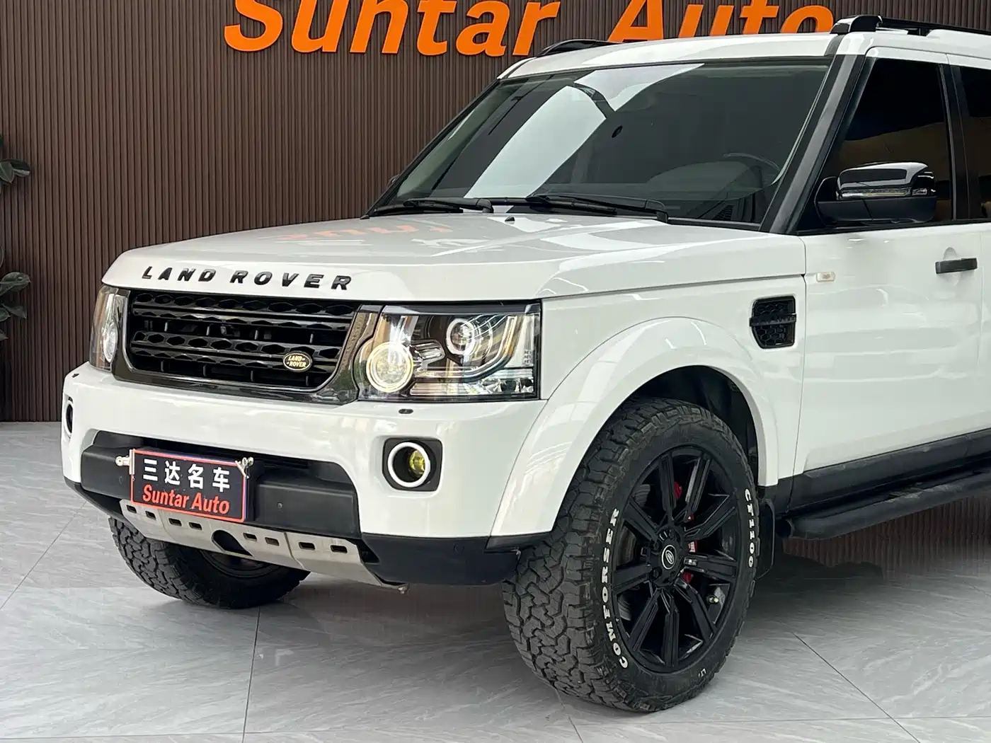Land Rover Discovery 2012 5.0 V8 HSE фото 9