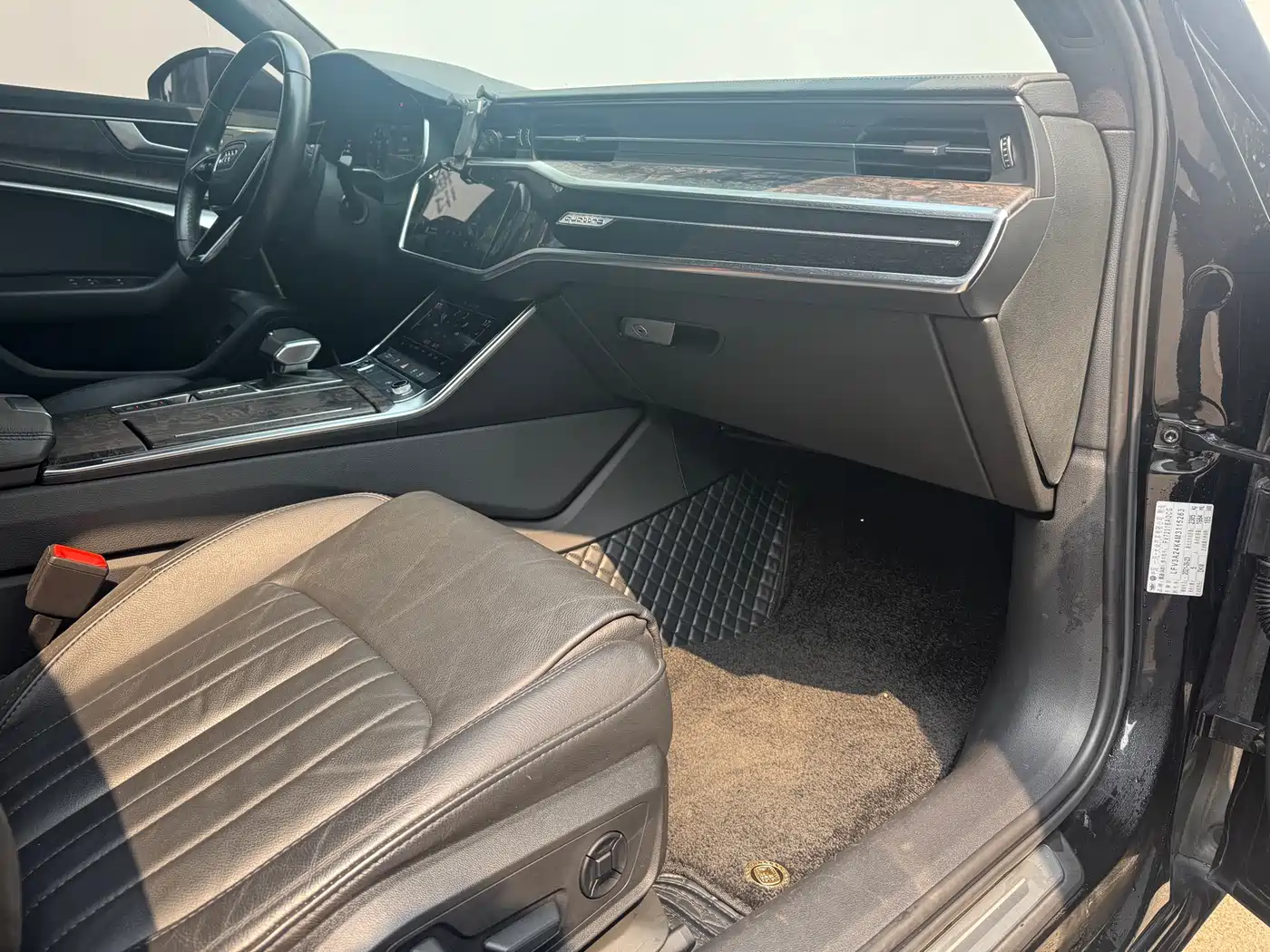 Audi A6L 2021 45 TFSI quattro Exclusive Elegance фото 22
