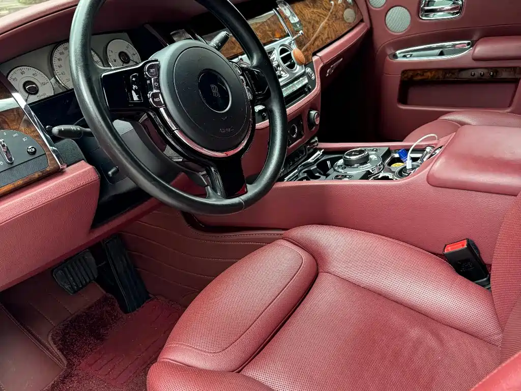 Rolls-Royce Ghost 2017 2016 6.6T Eternal Love Collector's Edition