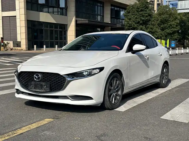 MAZDA 3 ANGKESAILA