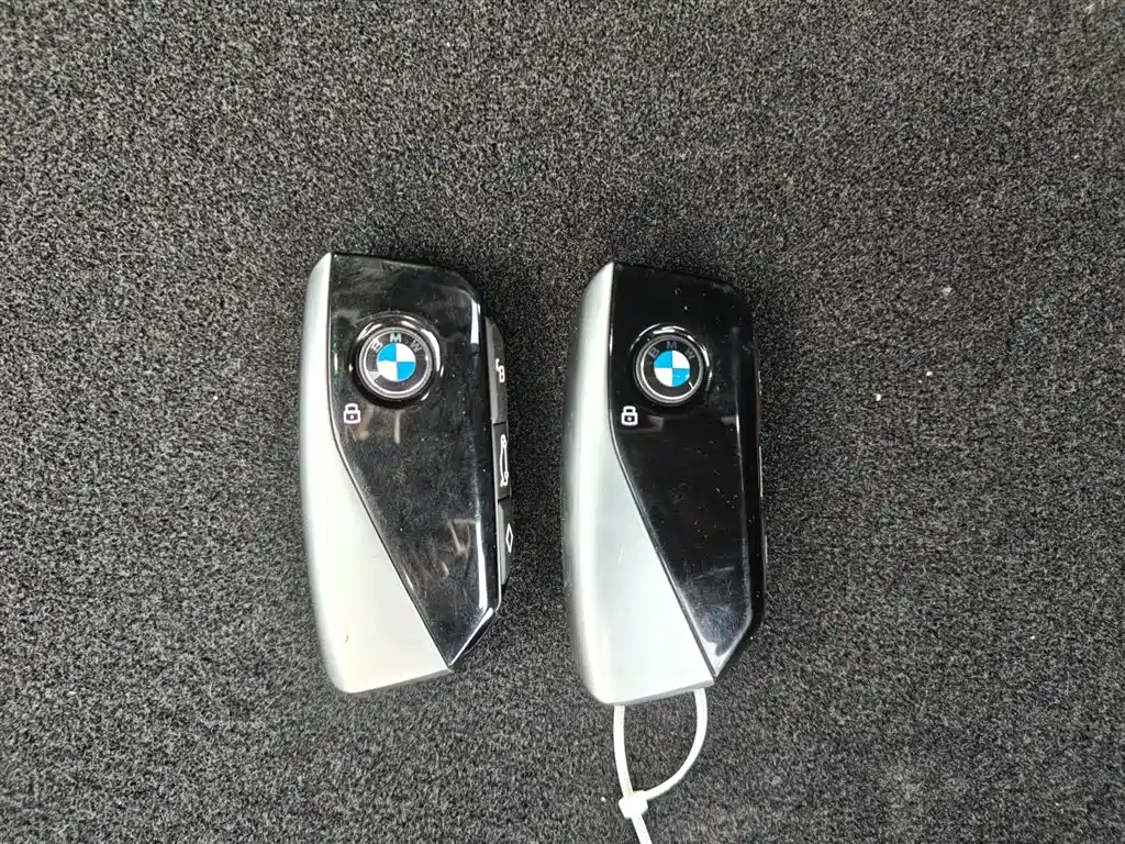 BMW 7-SERIES