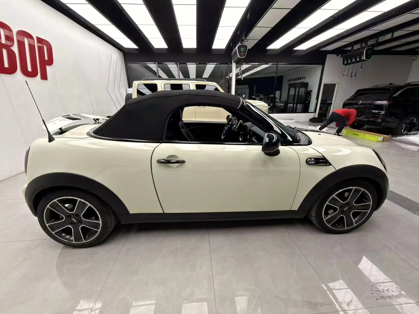 Фото 16 - MINI ROADSTER