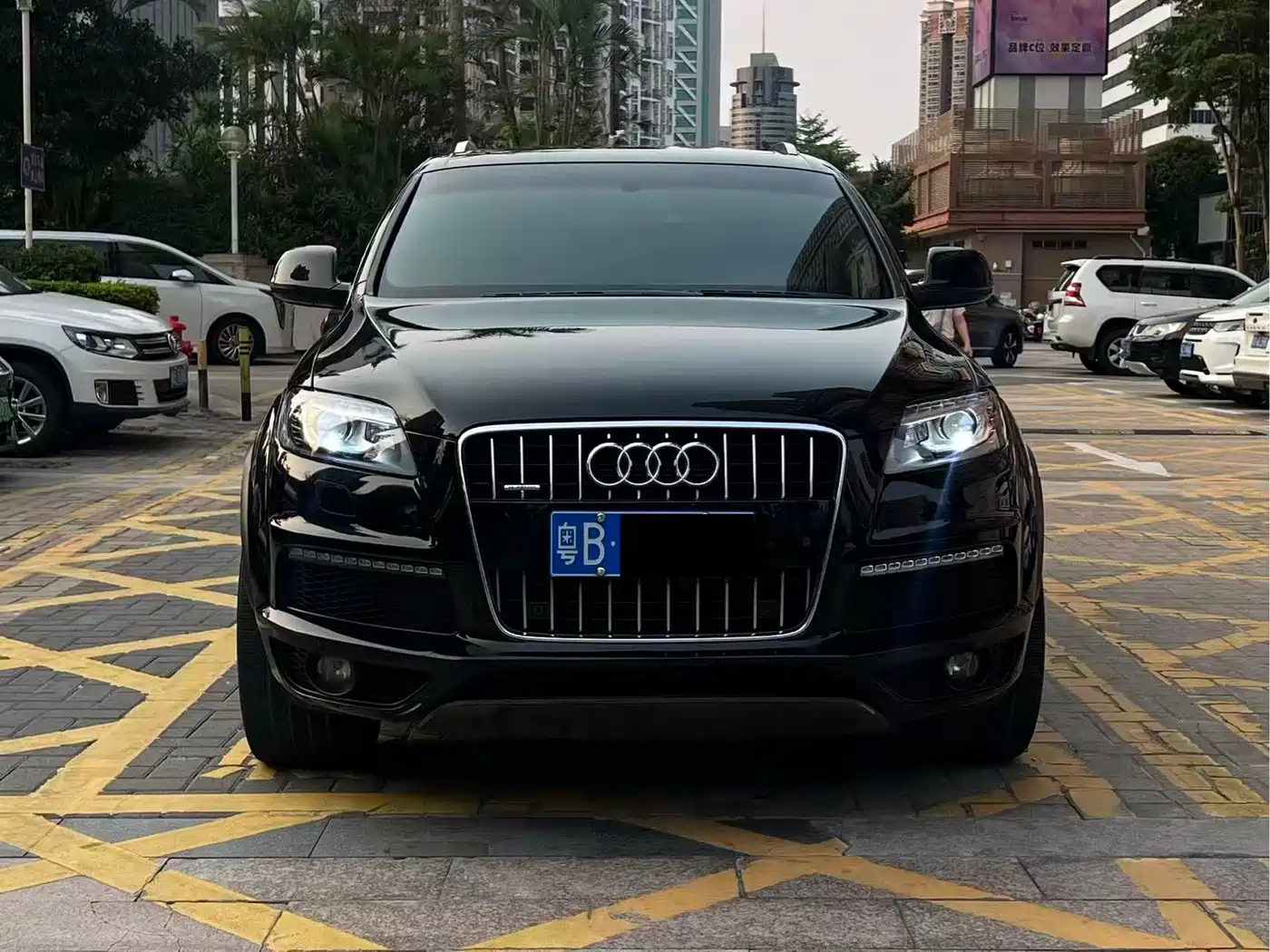 Audi Q7 2013 35 TFSI Exclusive фото 2