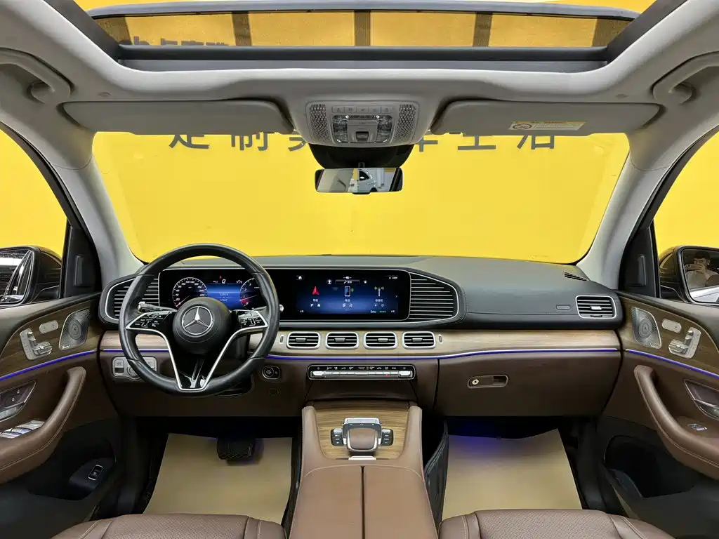 Фото 39 - Mercedes-Benz GLE