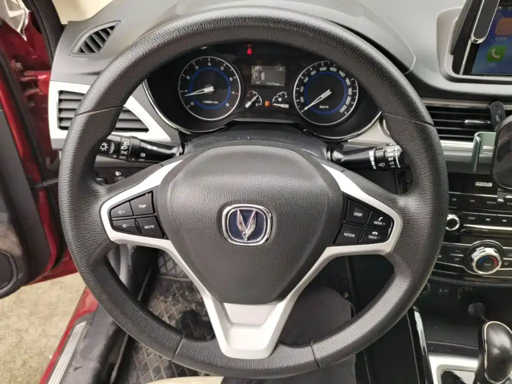 Changan Yuexiang V7 2017 2016 1.6L Auto Joy Version China V