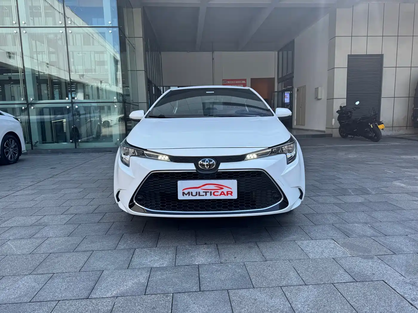 Toyota Levin 2022 185T CVT Luxury Edition фото 2