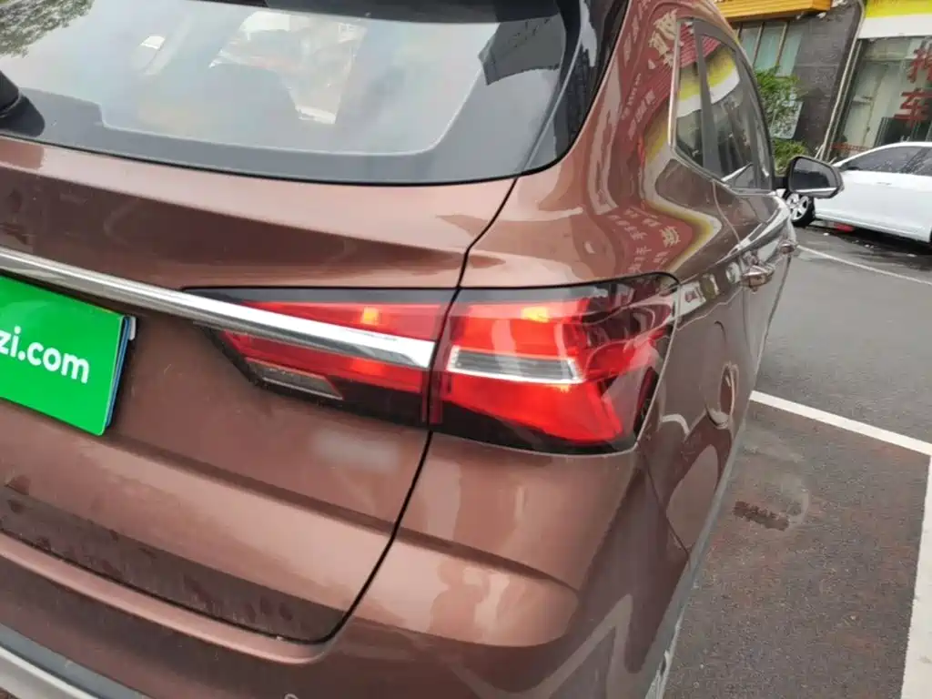 Roewe RX3 2020 2020 1.6L CVT 4G Ultra Comfort Flagship