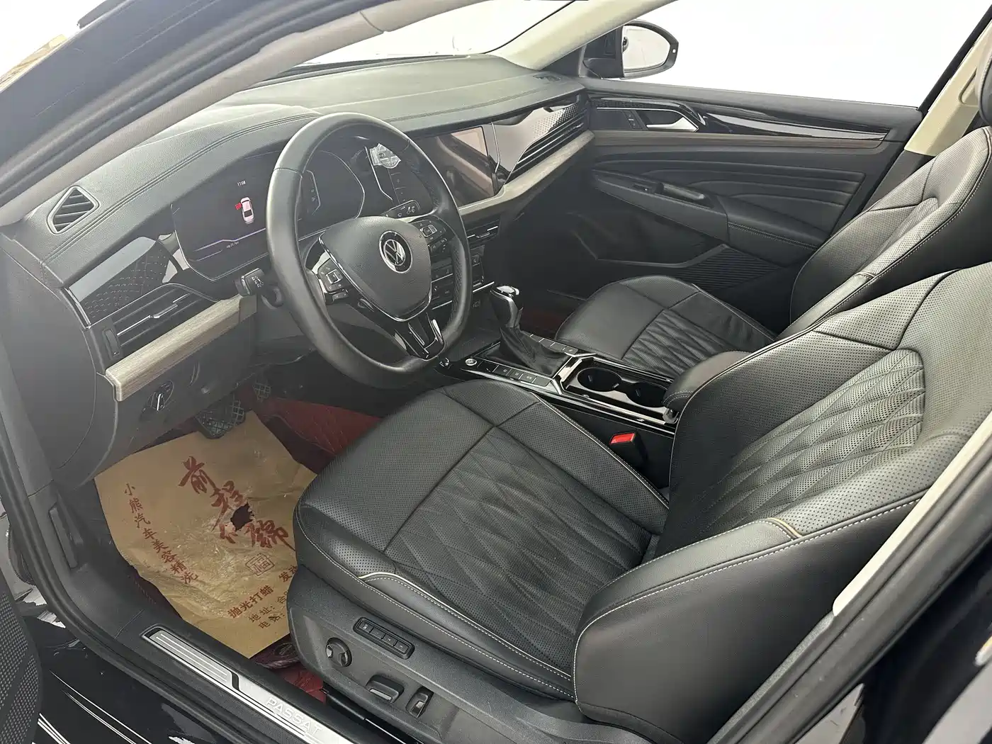 Volkswagen Passat 2021 Model 330TSI Luxury Edition фото 7