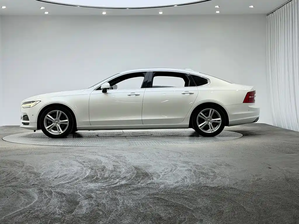 Volvo S90 2017 2017 T4 Inscription