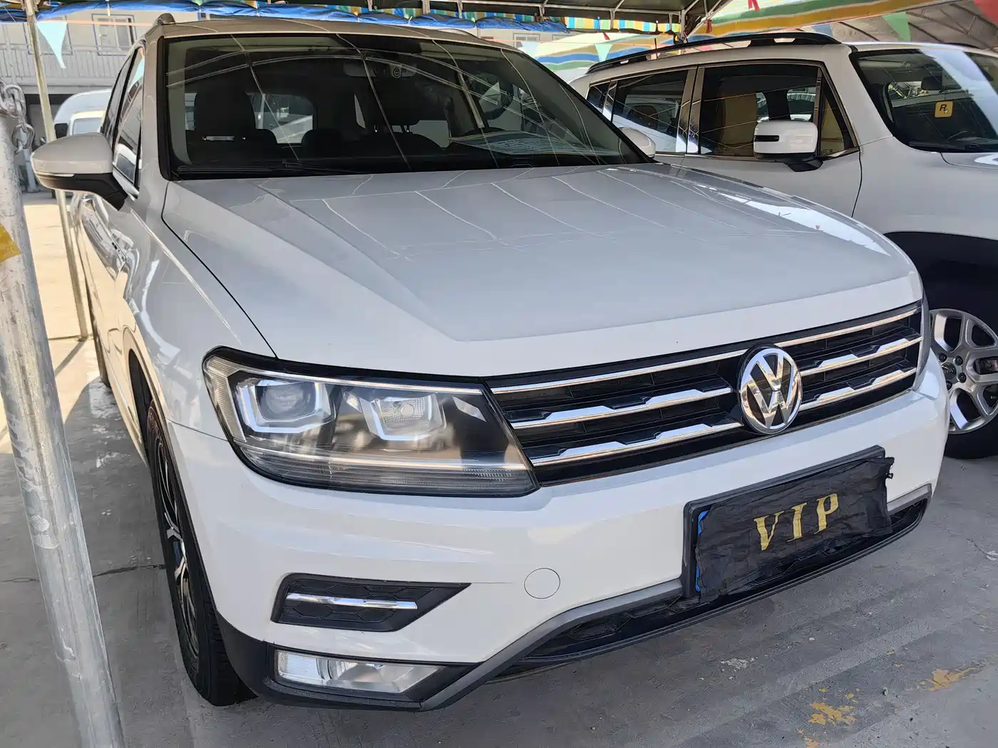 Volkswagen Tiguan L 2017 330TSI Automatic 2WD Luxury Edition фото 3