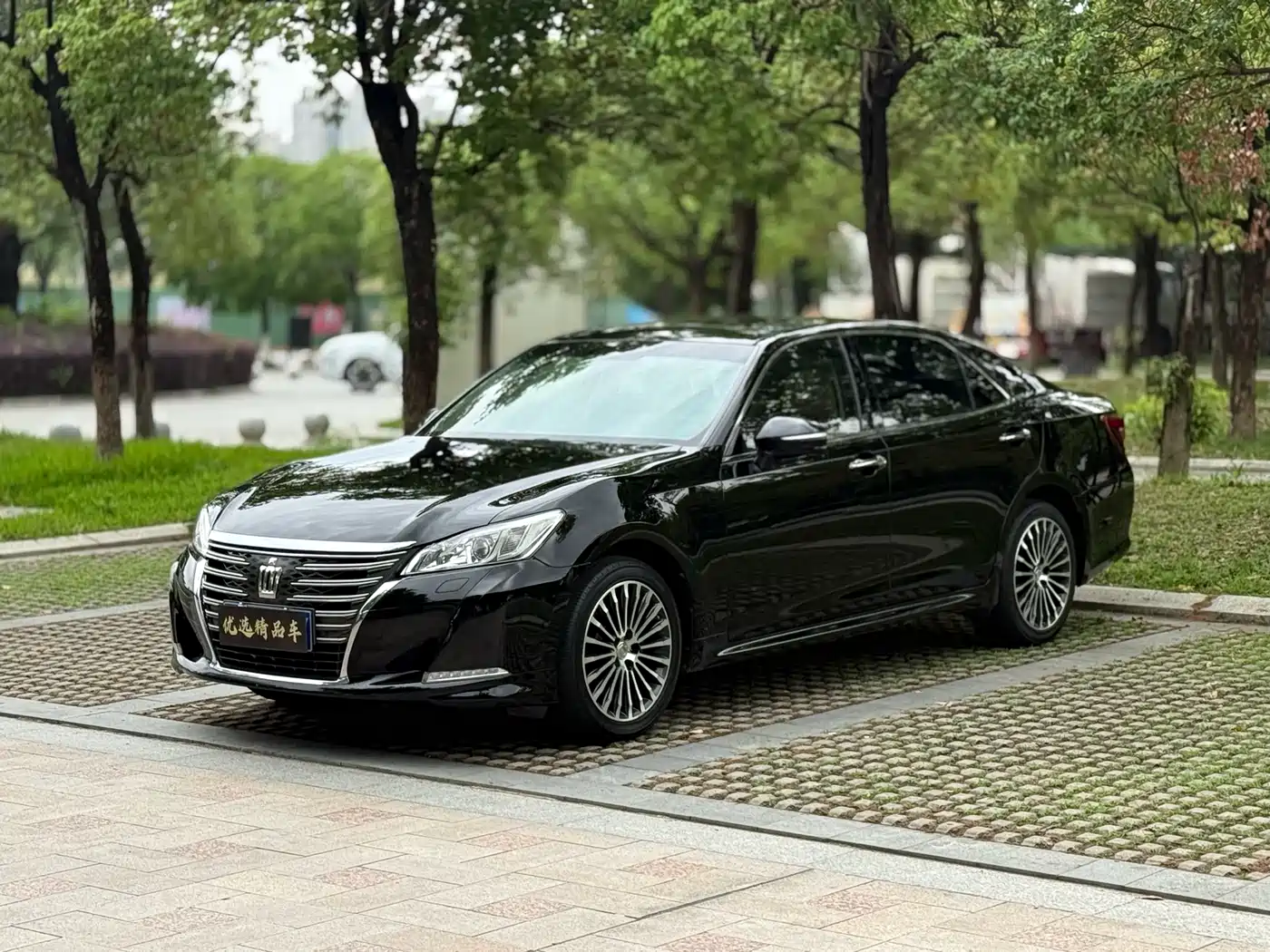 Toyota Crown 2018 2.0T Fashion Edition