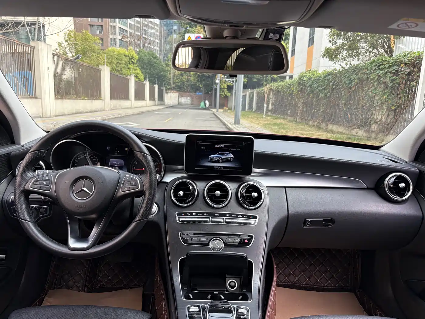 Mercedes-Benz C-Class 2017 Facelift C 180 L Fashion Sport Edition фото 12