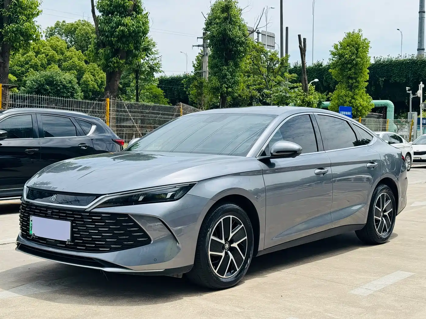 BYD Qin L 2024 DM-i 120KM Leading