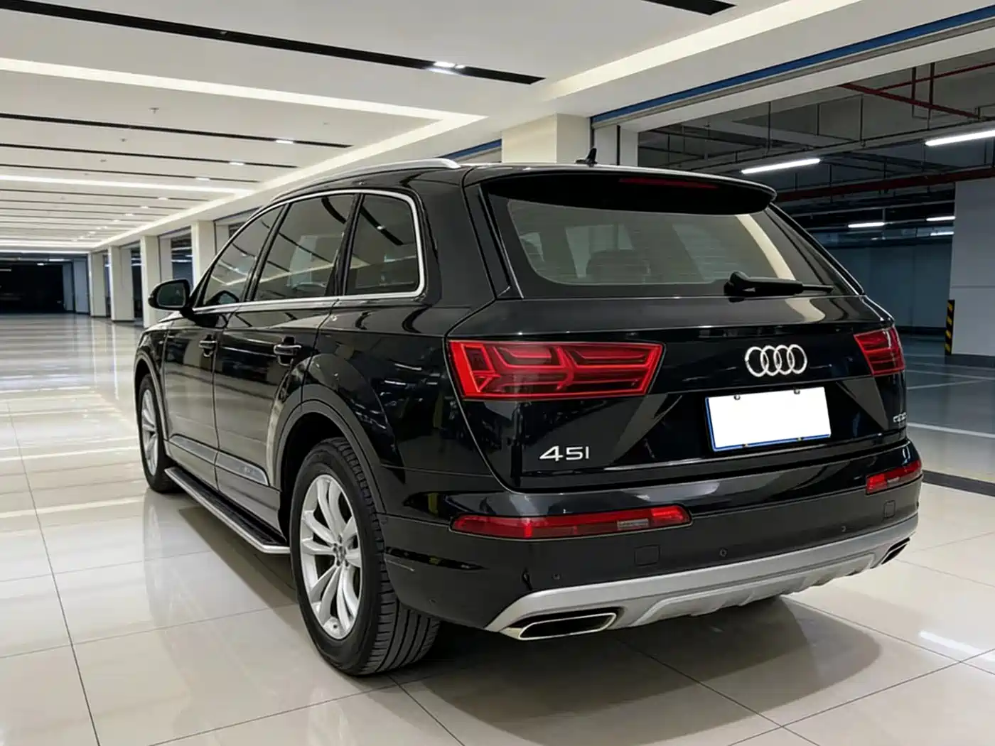 Audi Q7 2019 45 TFSI Comfort фото 9