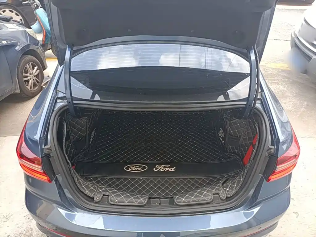 Ford Escort 2021 2021 1.5L Automatic Diamond Edition