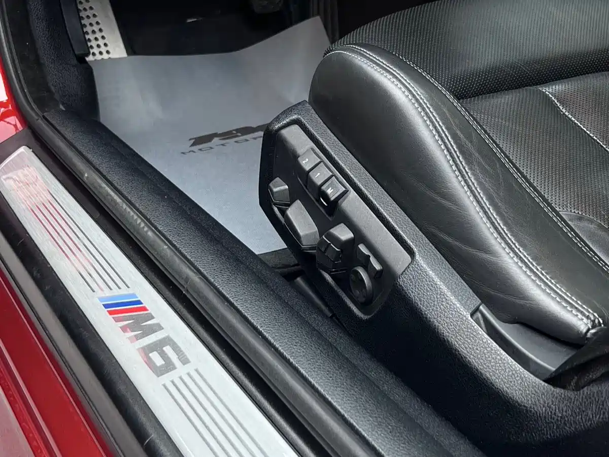 BMW M6 2013 M6 Coupe фото 13
