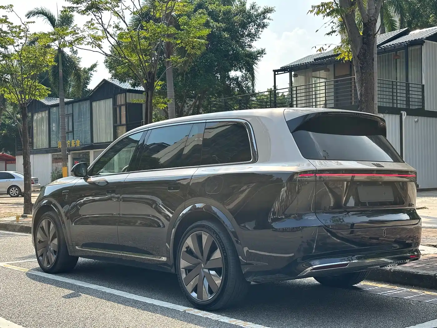 Li Auto L9 2026 2026 Base Model