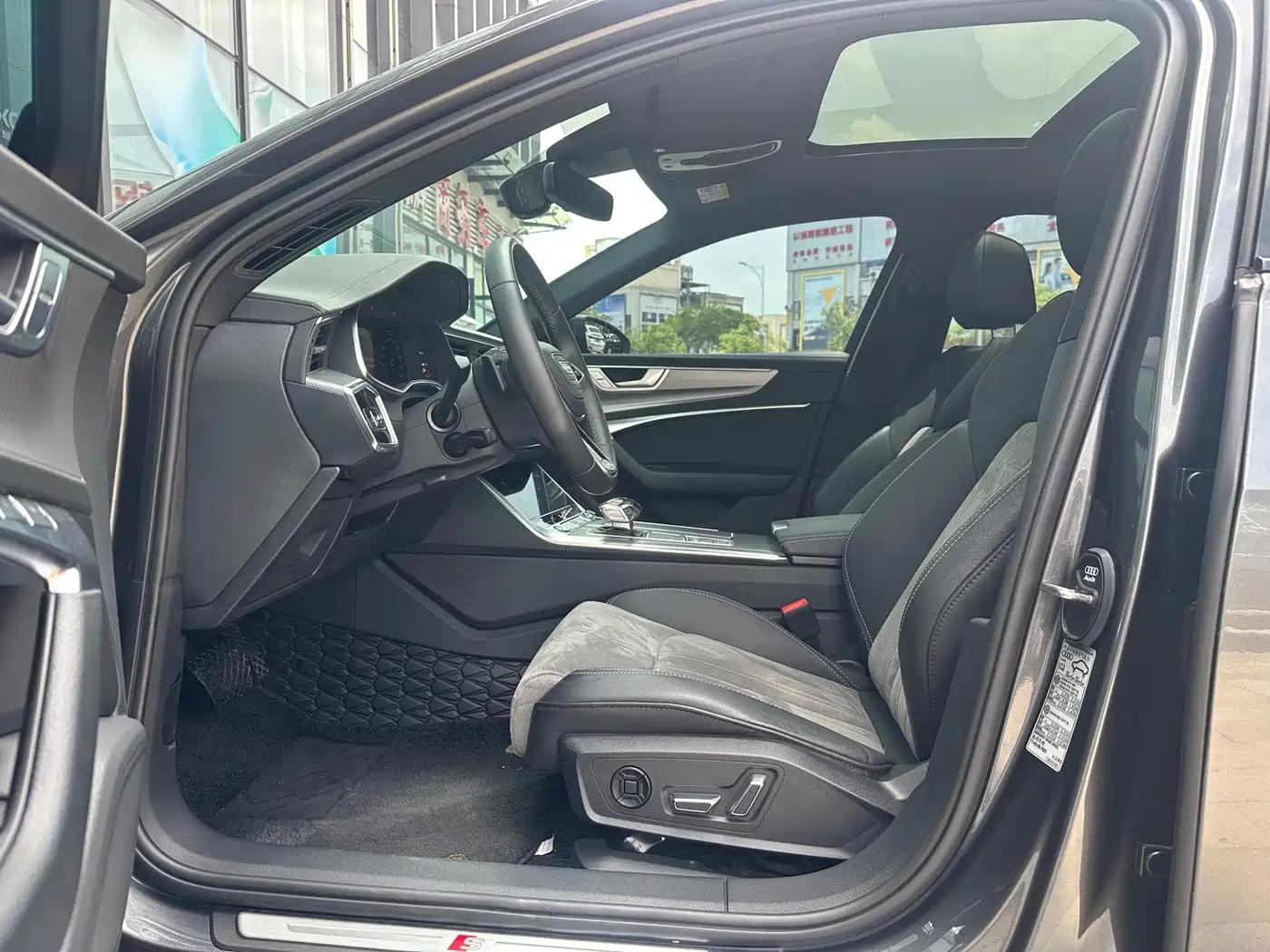 Audi A6L 2023 40 TFSI Luxury Dynamic фото 8