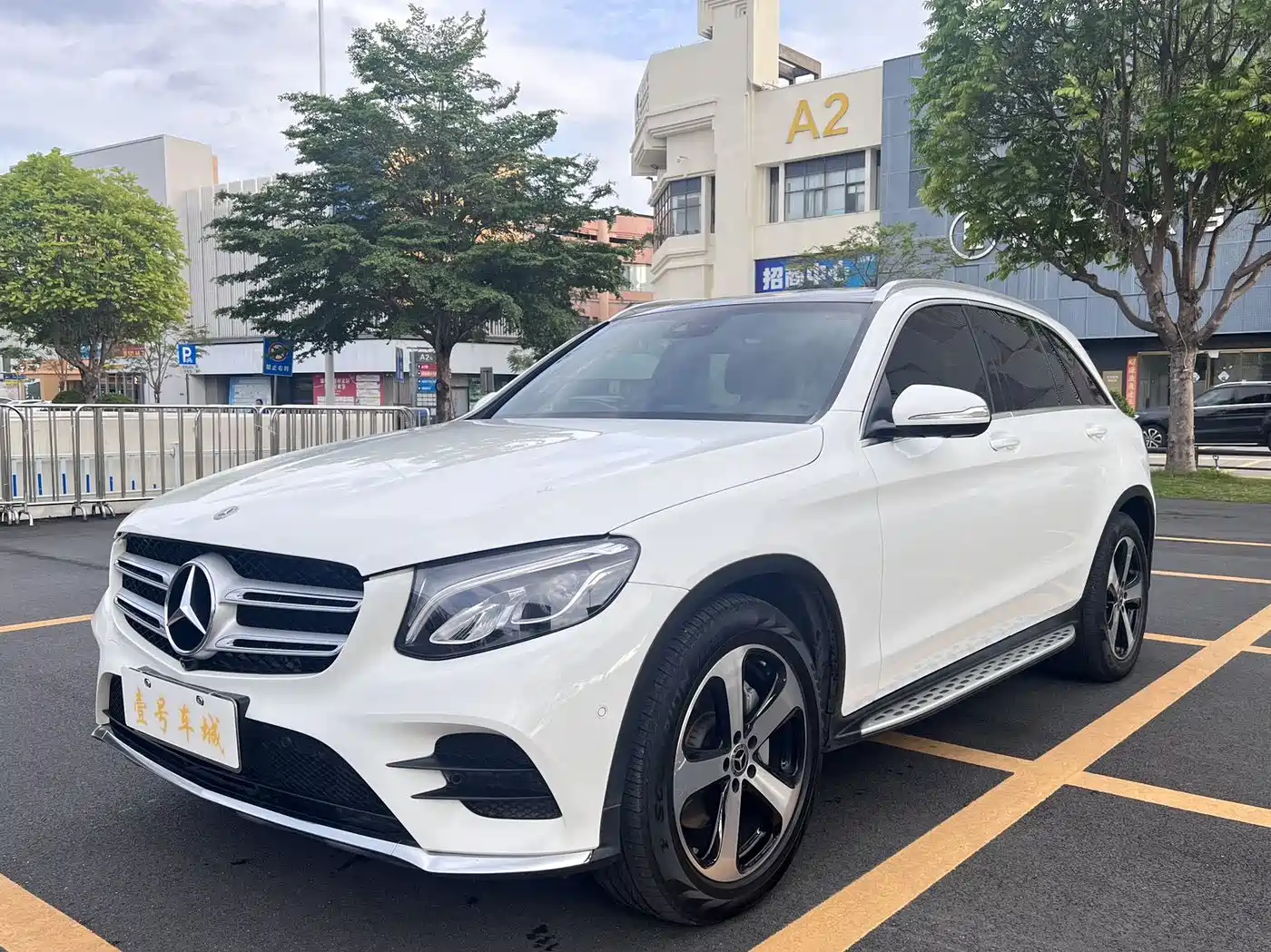 Mercedes-Benz GLC 2018 GLC 260 4MATIC Luxury
