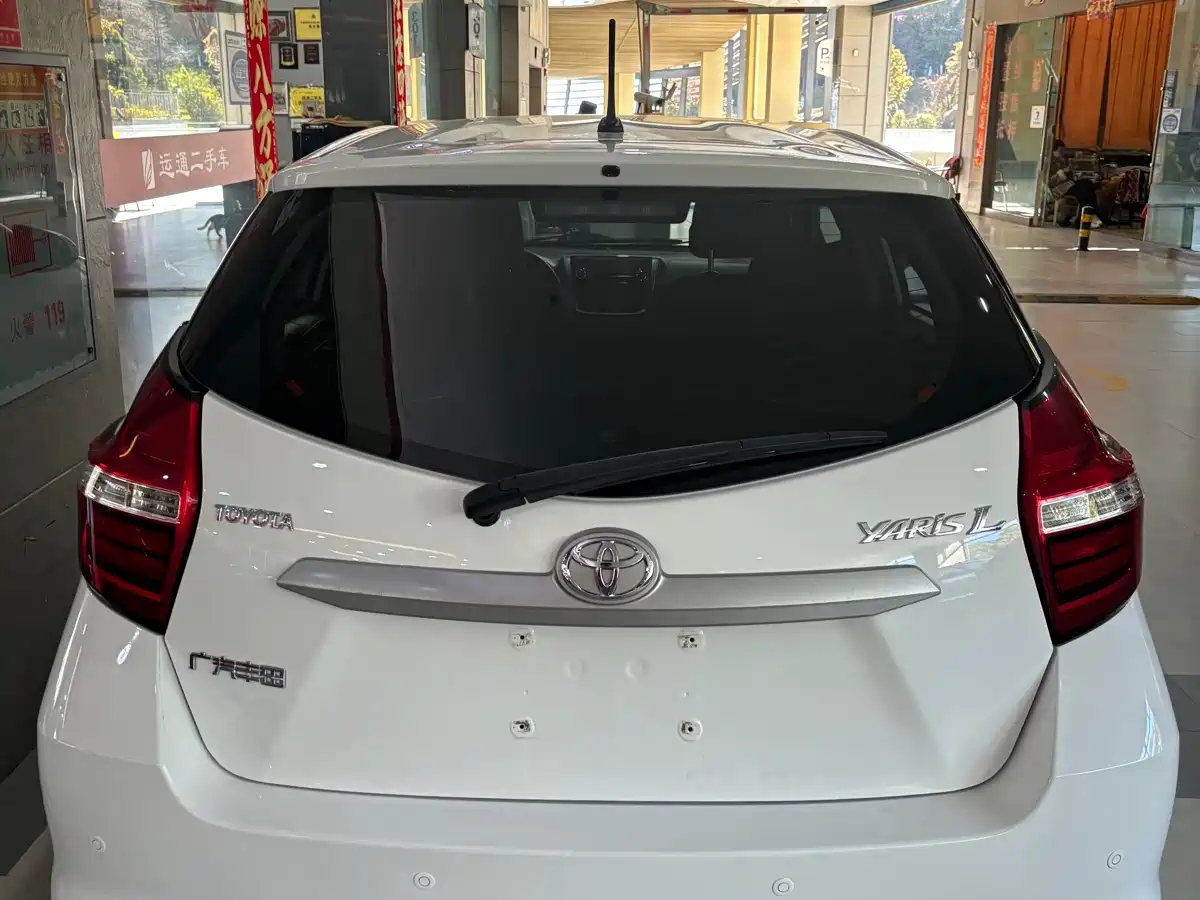 Toyota YARiS L Zhi Xuan 2016 Facelift 1.5E CVT Charming Edition фото 5