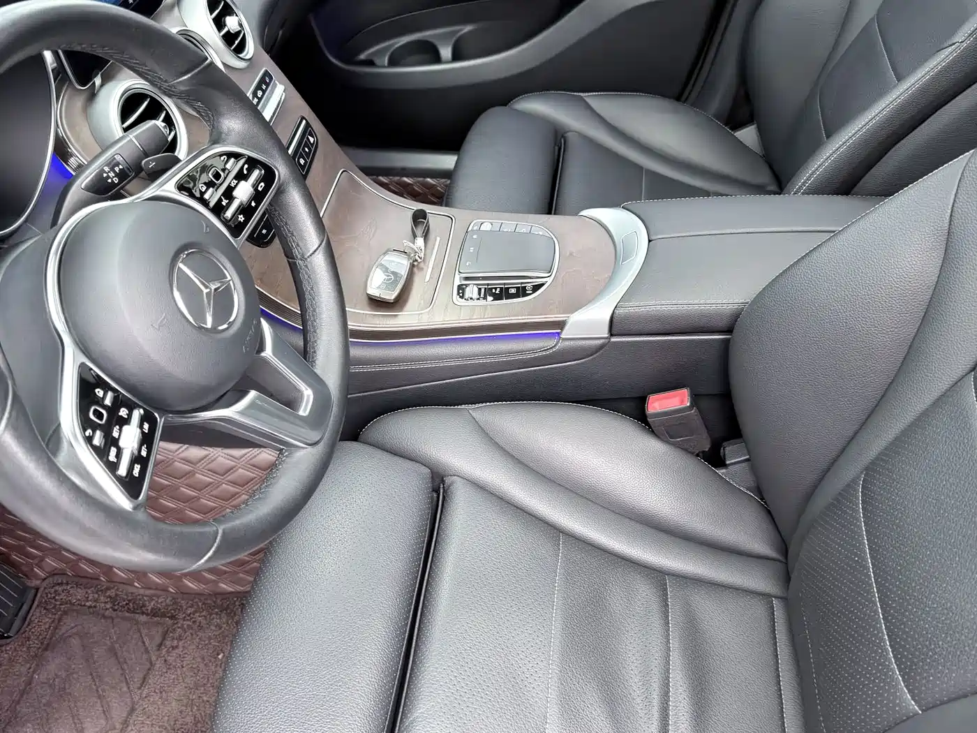 Mercedes-Benz GLC 2020 GLC 260 L 4MATIC Luxury фото 6