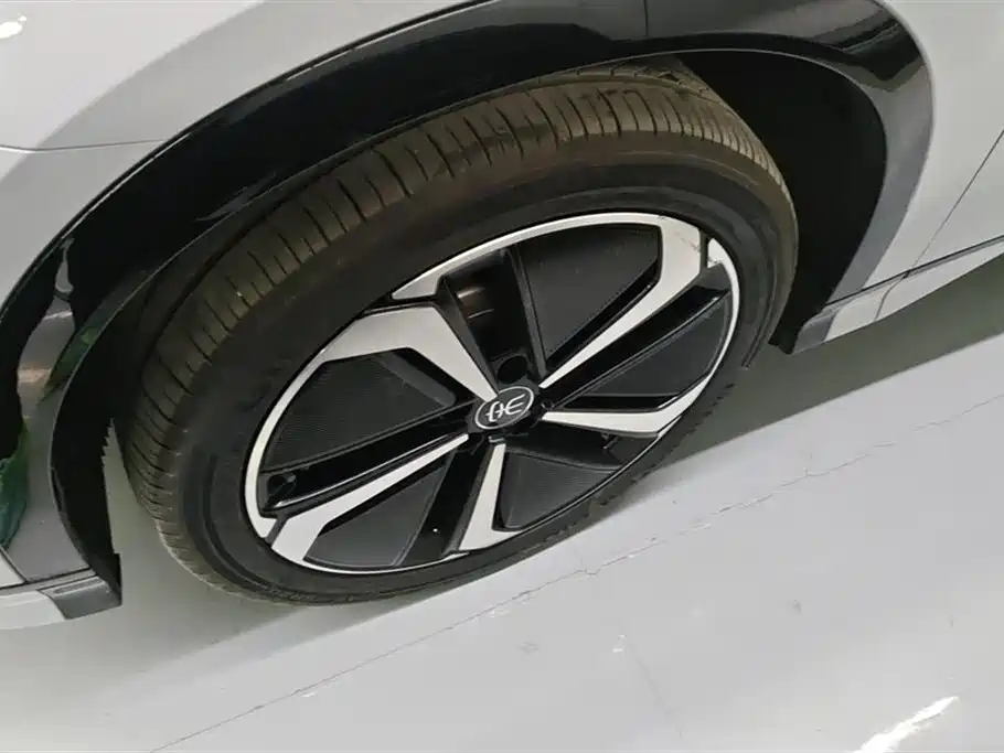 BYD Song L EV 2025 Smart Driving Edition 662km Lidar Excellence фото 6