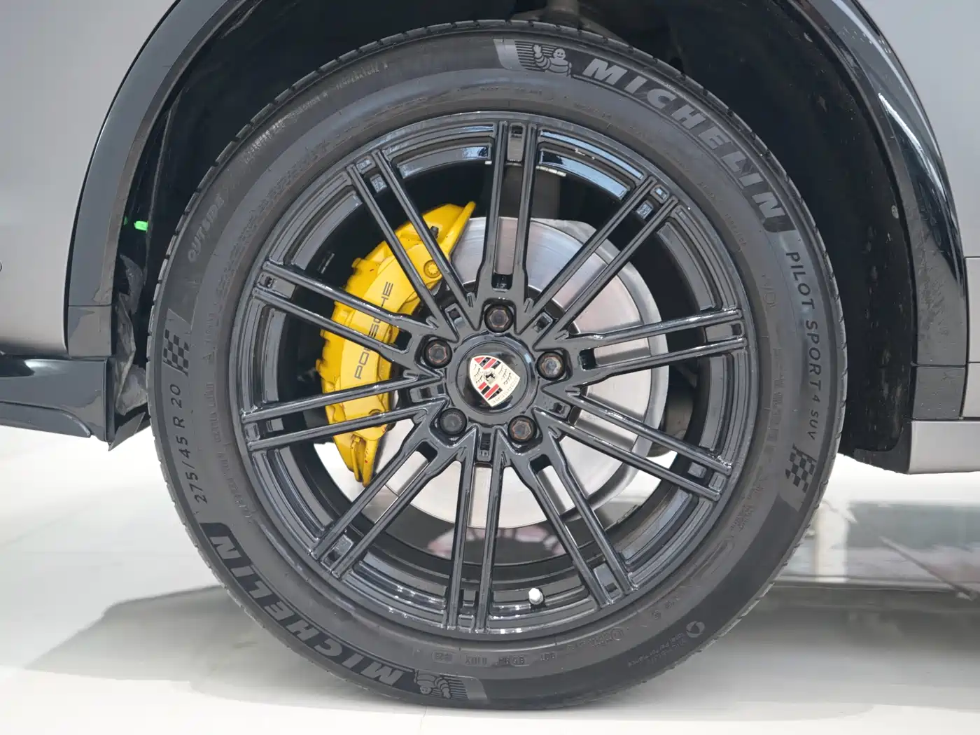 Фото 8 - Porsche Cayenne