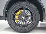 Photo 8 - Porsche Cayenne