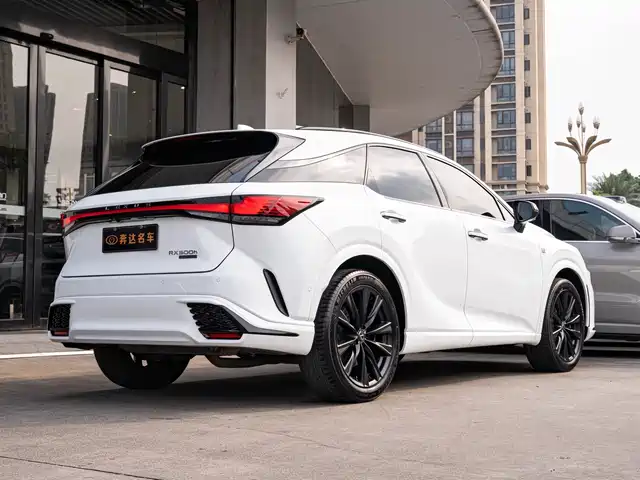 Lexus RX 2023 500h 4WD F SPORT Performance — фото 3
