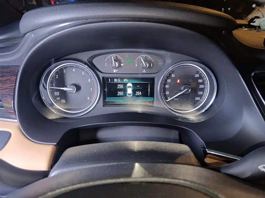 Buick LaCrosse 2016 20T Elite Type фото 4