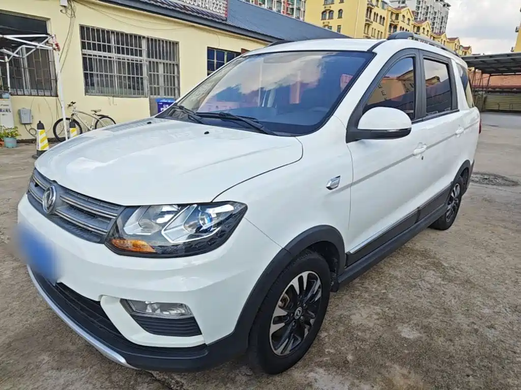 Dongfeng Fengguang Fengguang 370 2018 — пригон из Китая