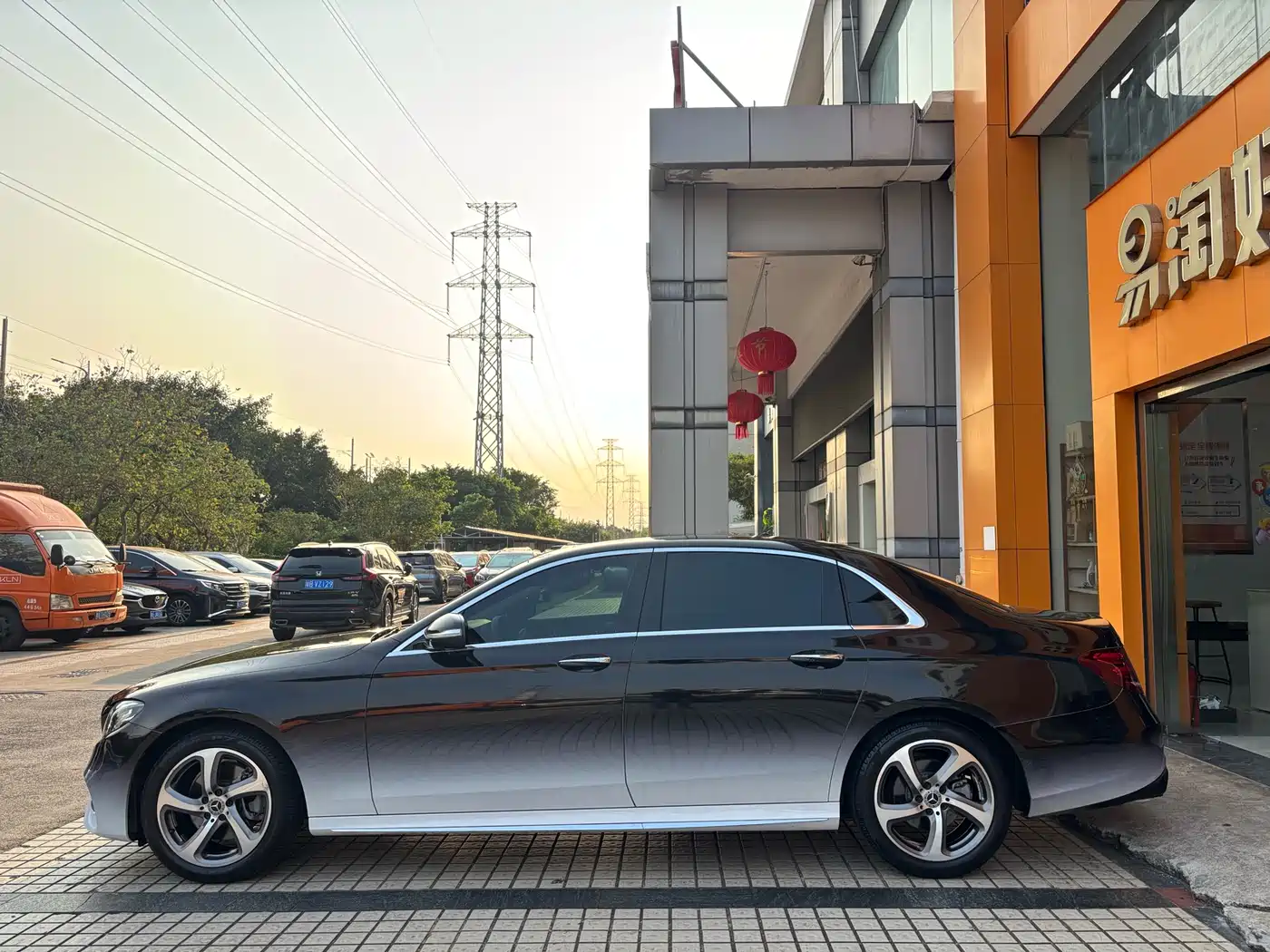 Mercedes-Benz E-Class 2019 E 200 L Sport 4MATIC фото 9