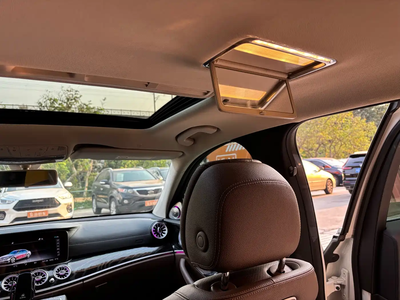 Mercedes-Benz E-Class 2019 E 200 L Sport 4MATIC фото 20