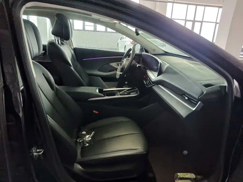 Buick LaCrosse 2025 2025 Model 28T Platinum Edition