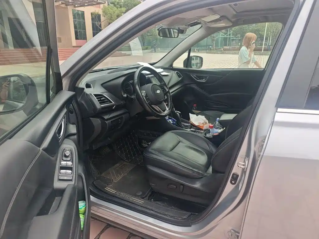 Photo 12 - Subaru Forester