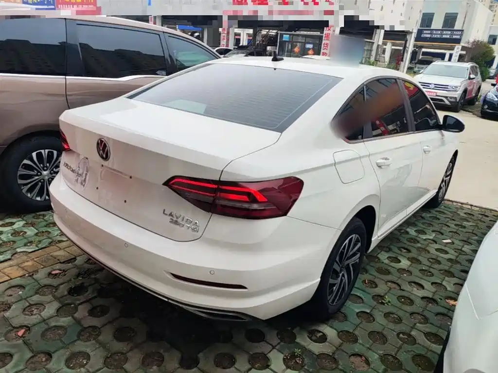 Volkswagen Lavida 2022 280TSI DSG Comfort Edition фото 7