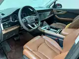 Photo 6 - Audi Q7