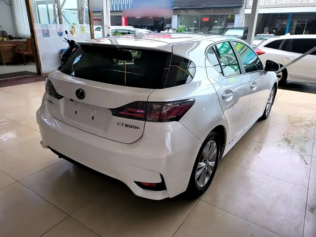 Lexus CT 2014 CT200h Elite Monochrome фото 7