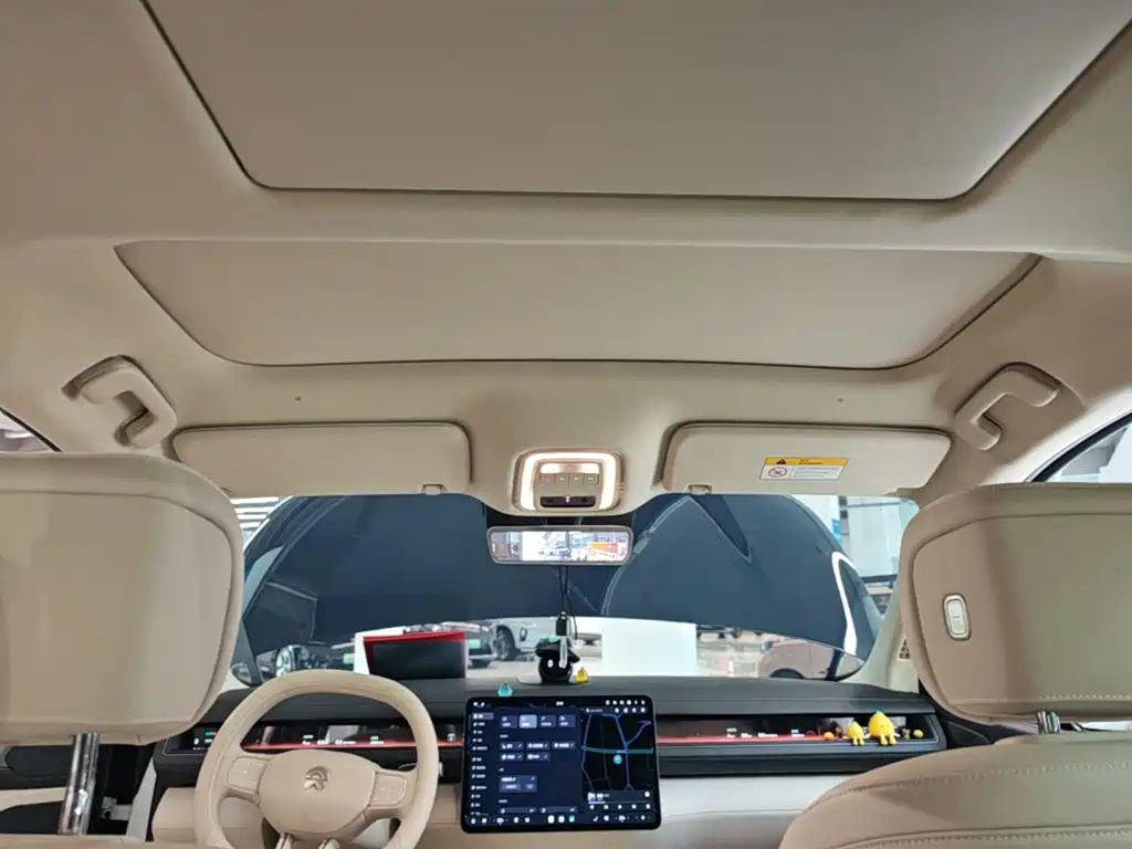NIO ES8 2026 2025 Model 6-Seat Executive Luxury Edition